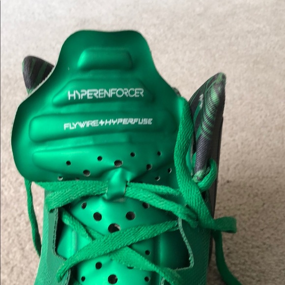 Nike Hyperforcer - Picture 2 of 8